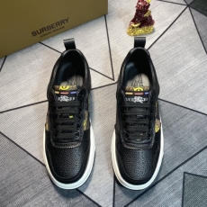 Burberry Sneakers